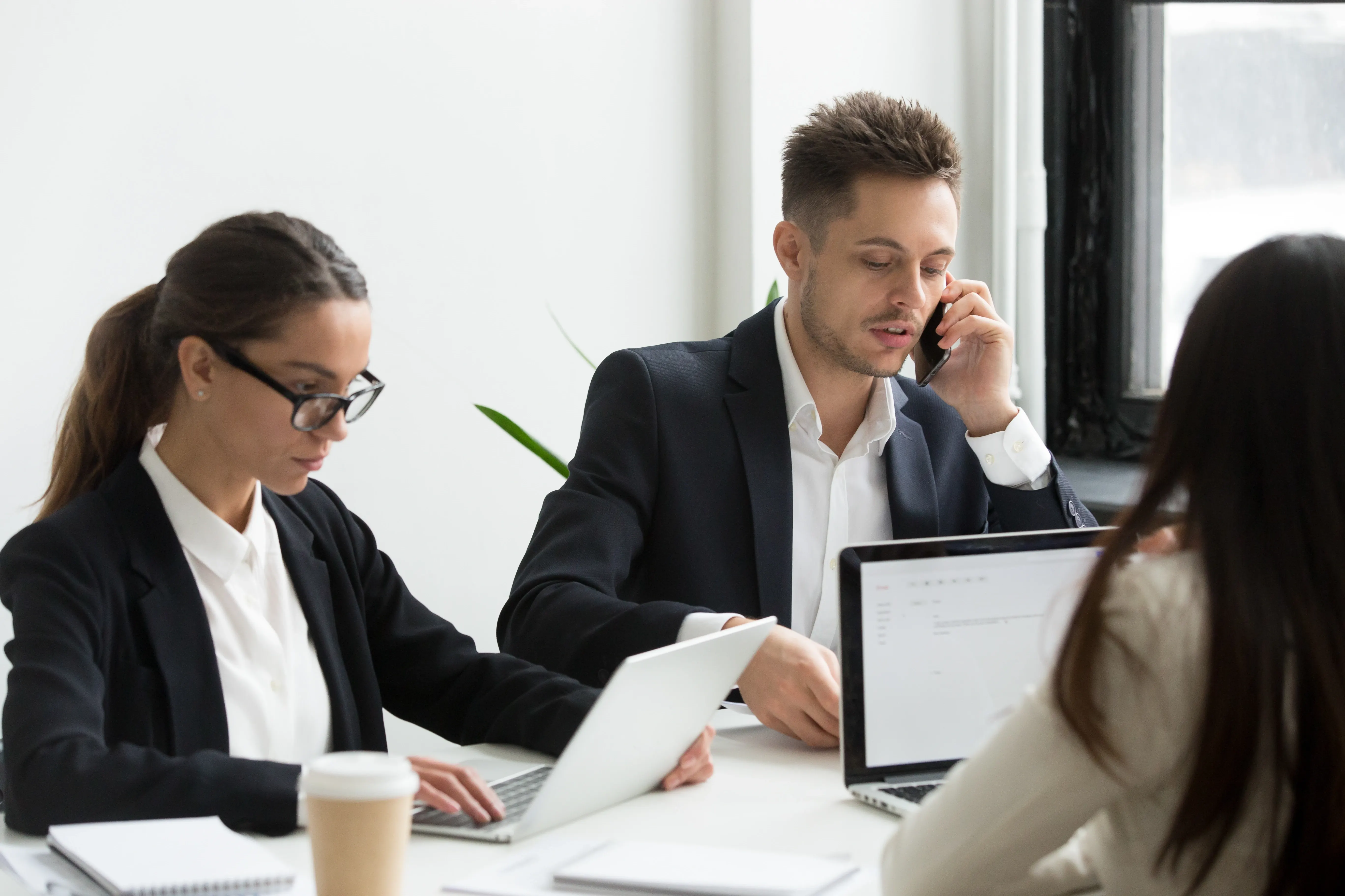 Why Your Business Needs Expert Corporate Services in Dubai